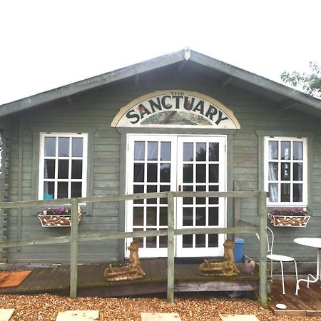 Owls Nest Log Cabin Morpeth Exteriör bild